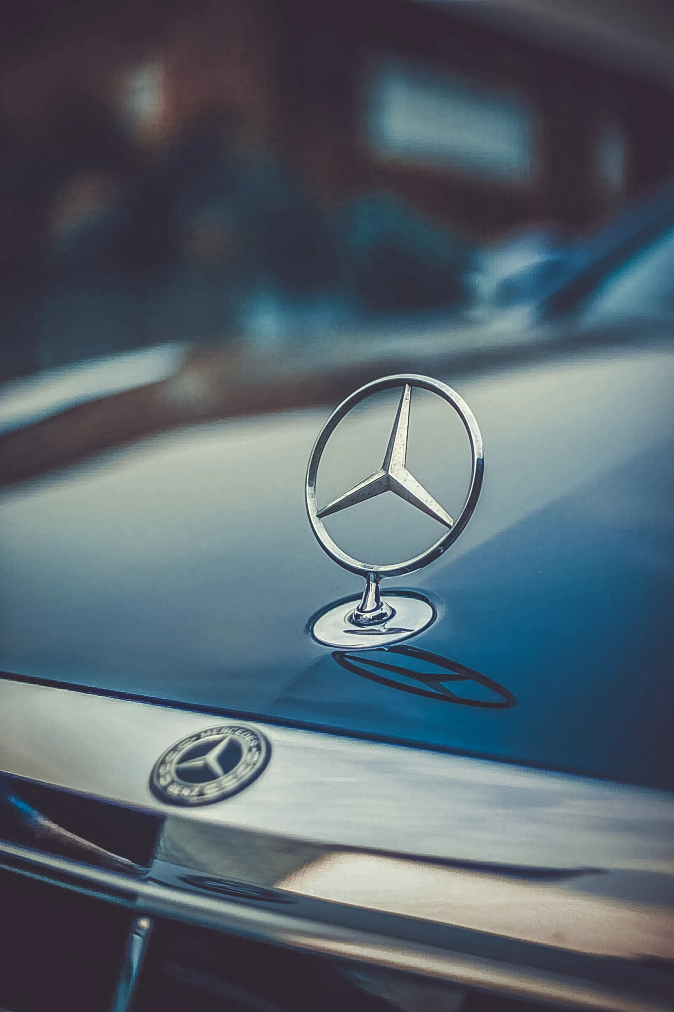 Mercedes-Benz bonnet star close-up, executive chauffeur car